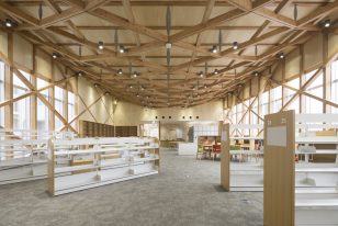六戸町立図書館建築工事（JV)