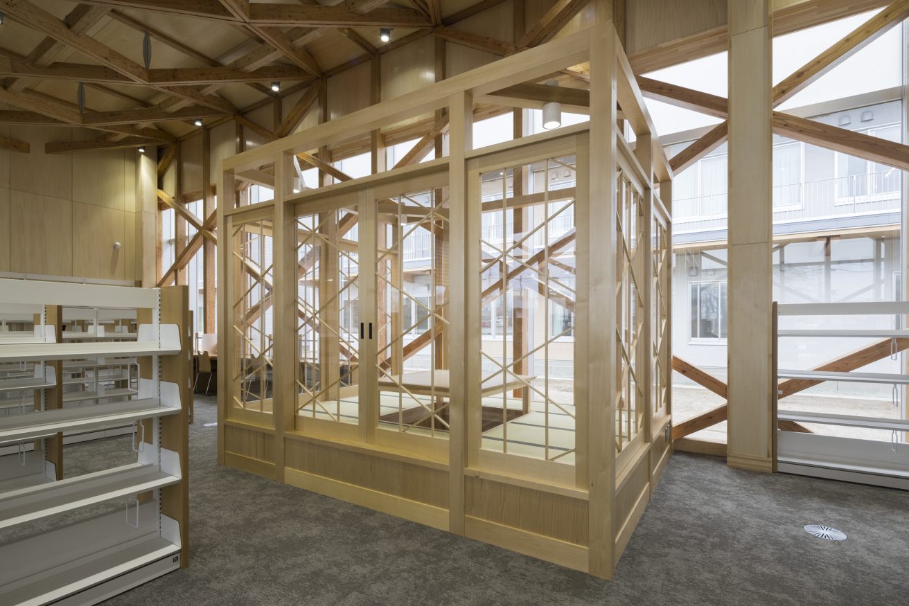 六戸町立図書館建築工事（JV)