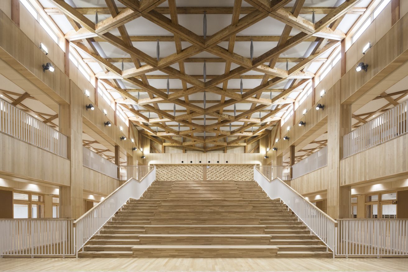 (仮称）六戸町立義務教育学校六戸学園建築工事（JV）
