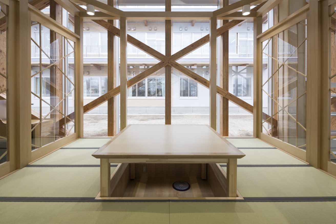 六戸町立図書館建築工事（JV)