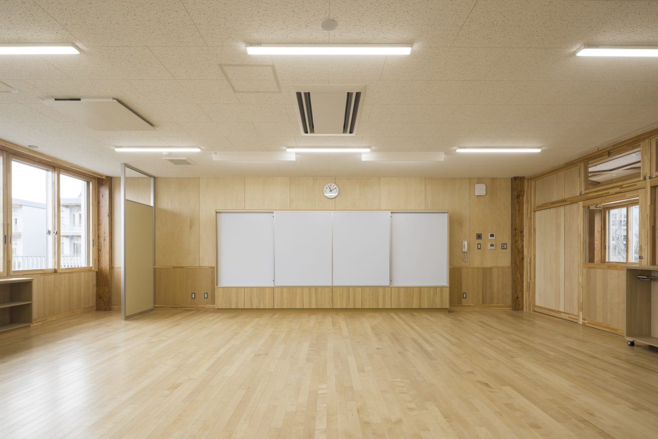 (仮称）六戸町立義務教育学校六戸学園建築工事（JV）